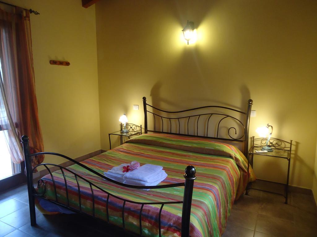 Sumindulau Bed & Breakfast Torre delle Stelle Exterior foto