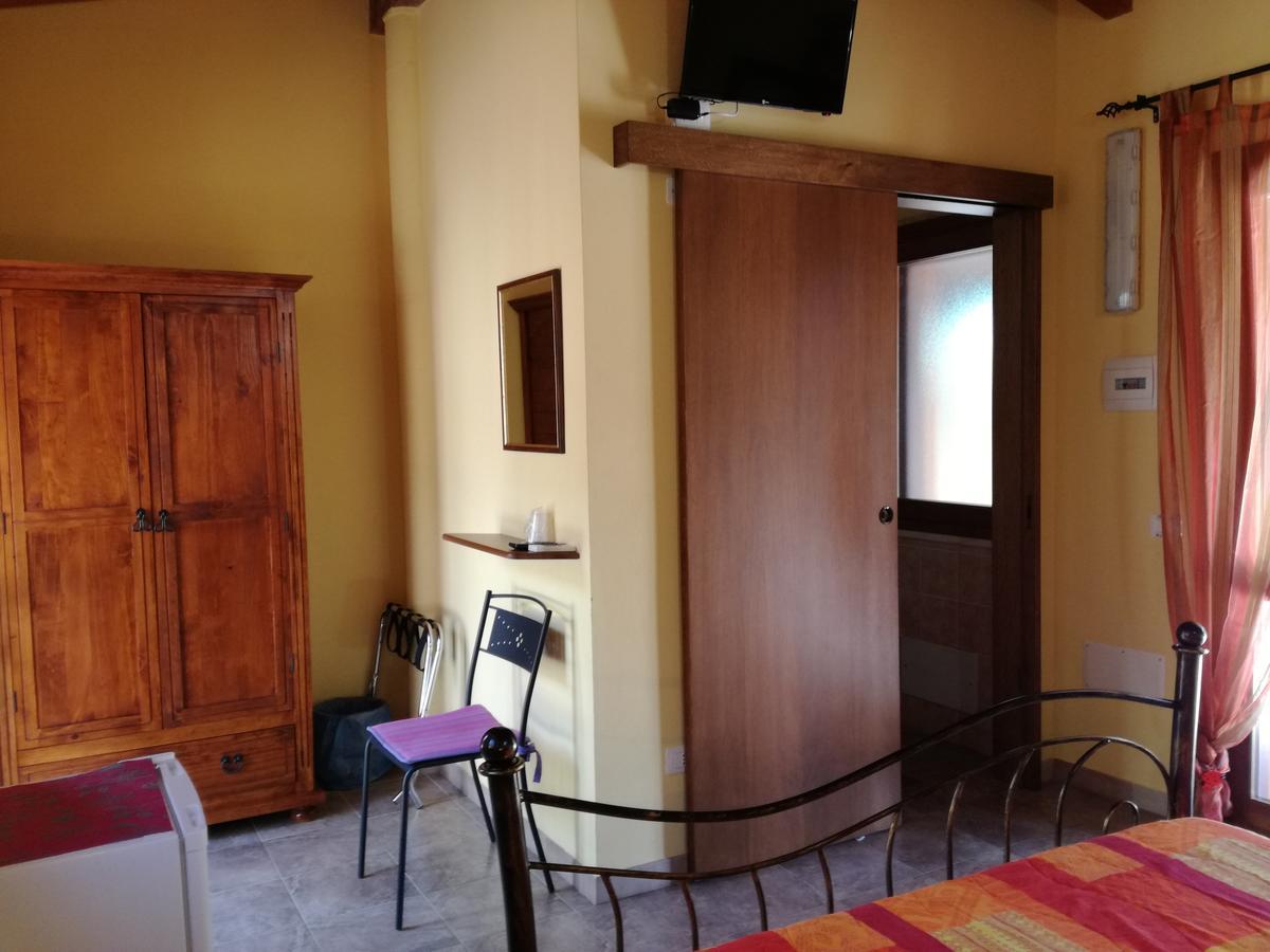 Sumindulau Bed & Breakfast Torre delle Stelle Exterior foto